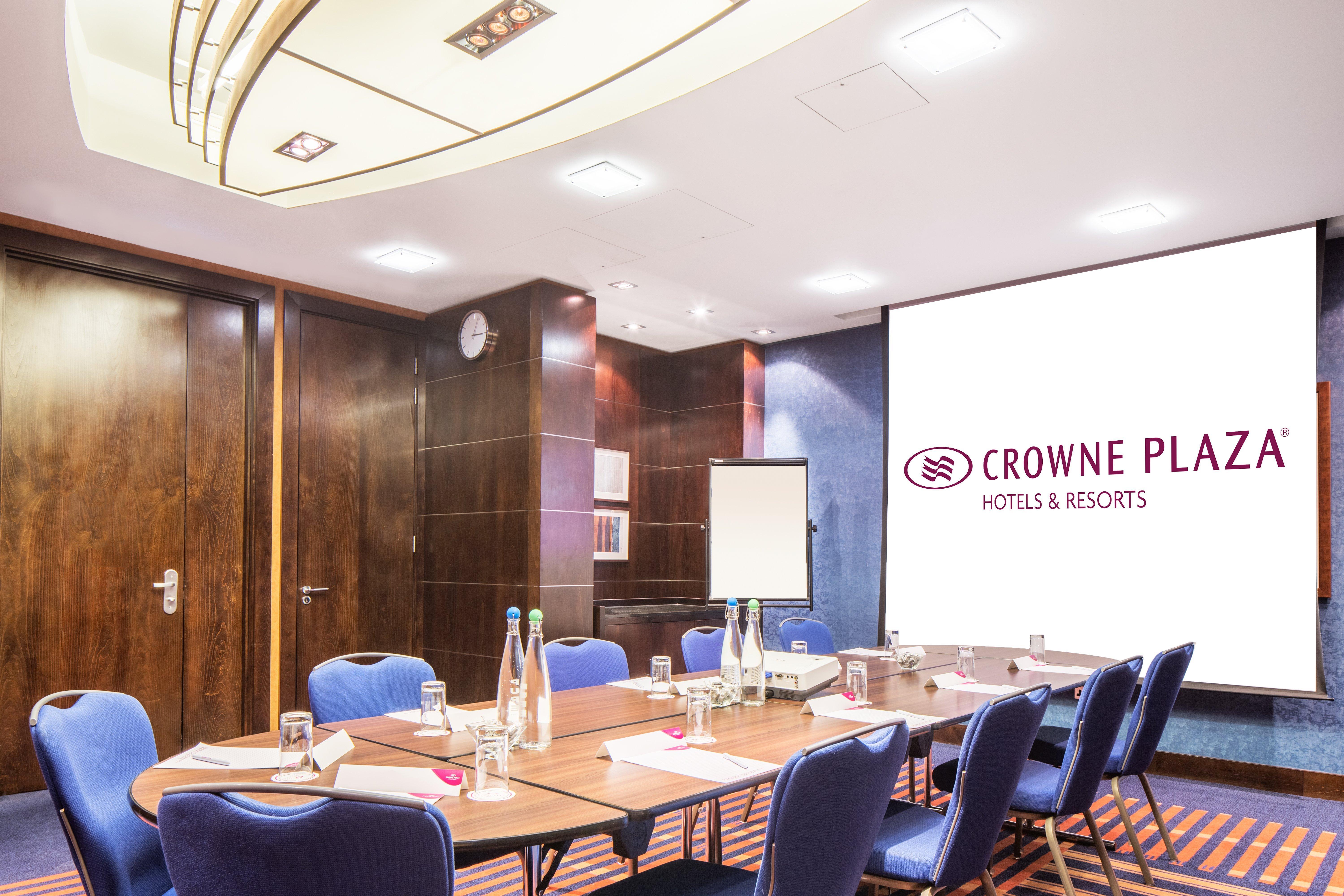 Crowne Plaza London - Gatwick Airport, an IHG hotel Crawley  Zaplecze biznesowe zdjęcie